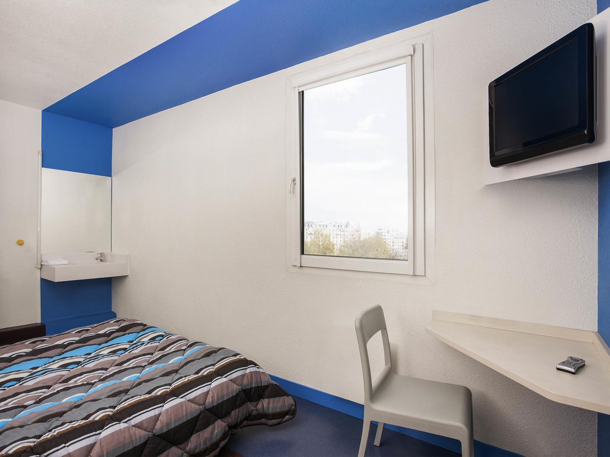 Enzo Hotels 1Er Prix Charleville Buitenkant foto